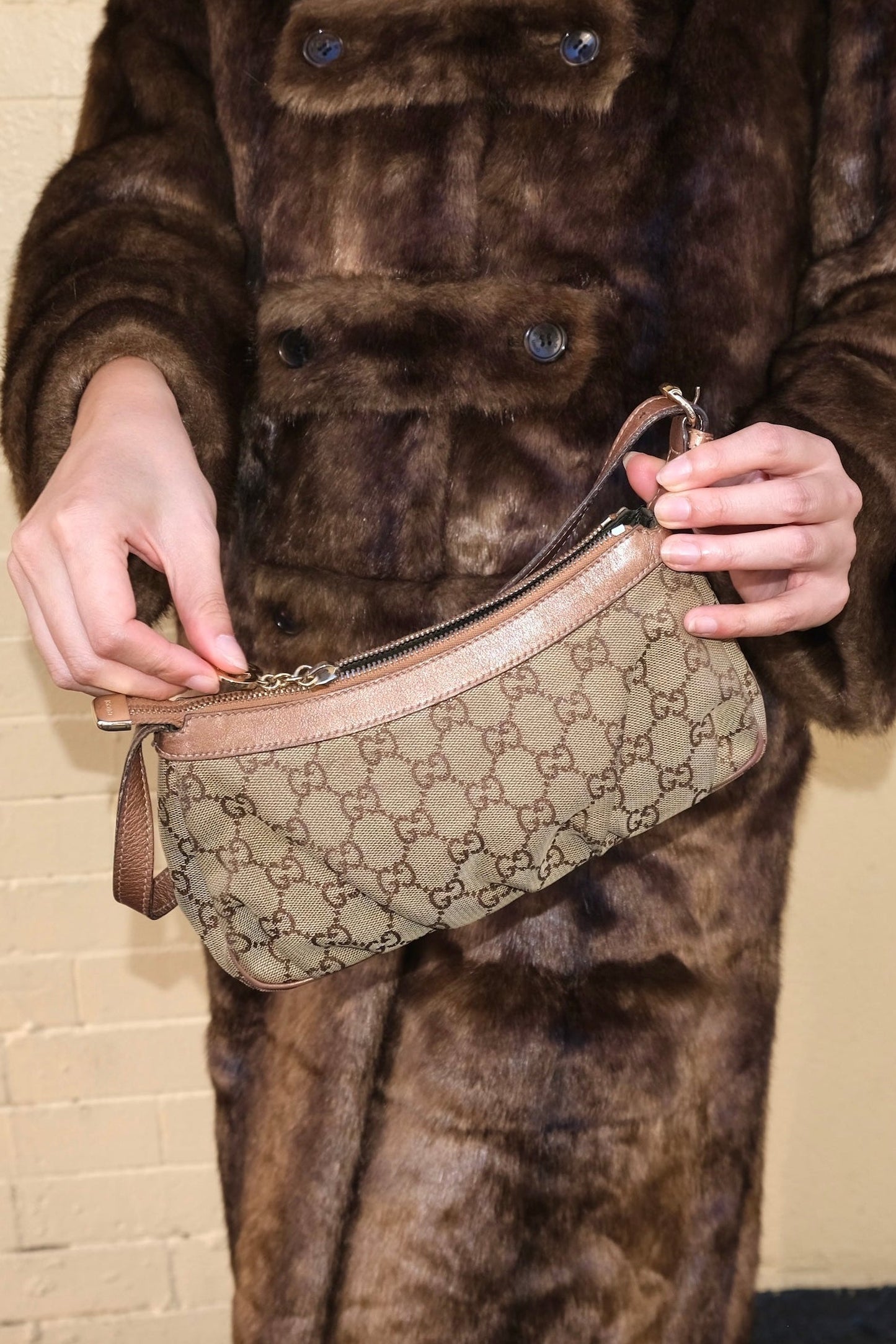 Vintage Gucci Pochette Tan Bag